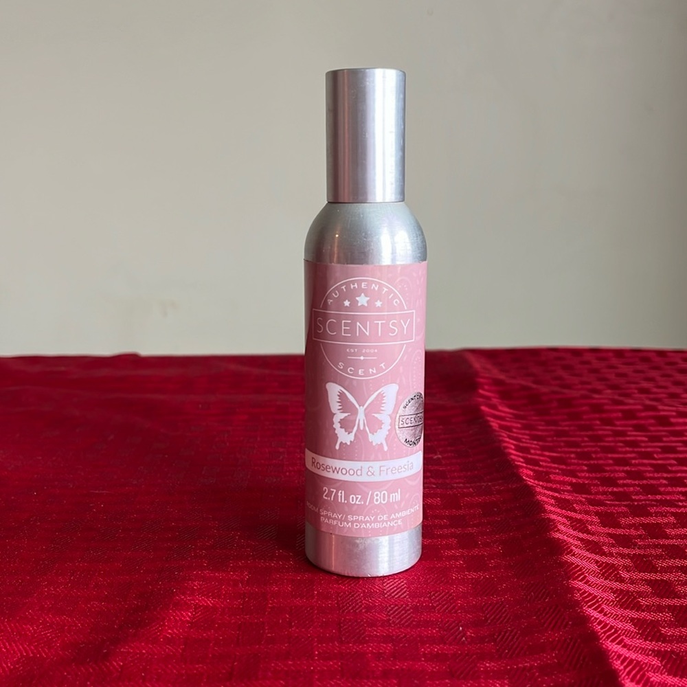 Scentsy Rosewood & Freesia room spray